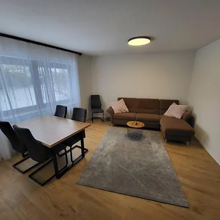 Schoenes Ruhiges Apartment